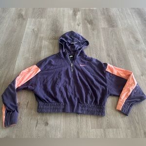 Nike Women’s Sweatshirt Icon Clash Hoodie Mix purple size Small